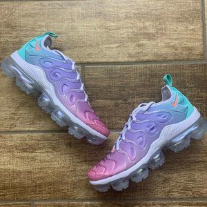 vapormax plus pastel